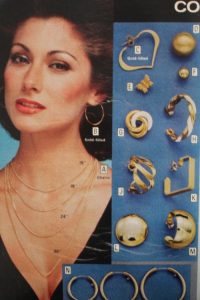 70 jewelry gold earrings 1977