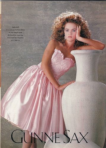 1980s pink Gunne Sax strapless prom dress