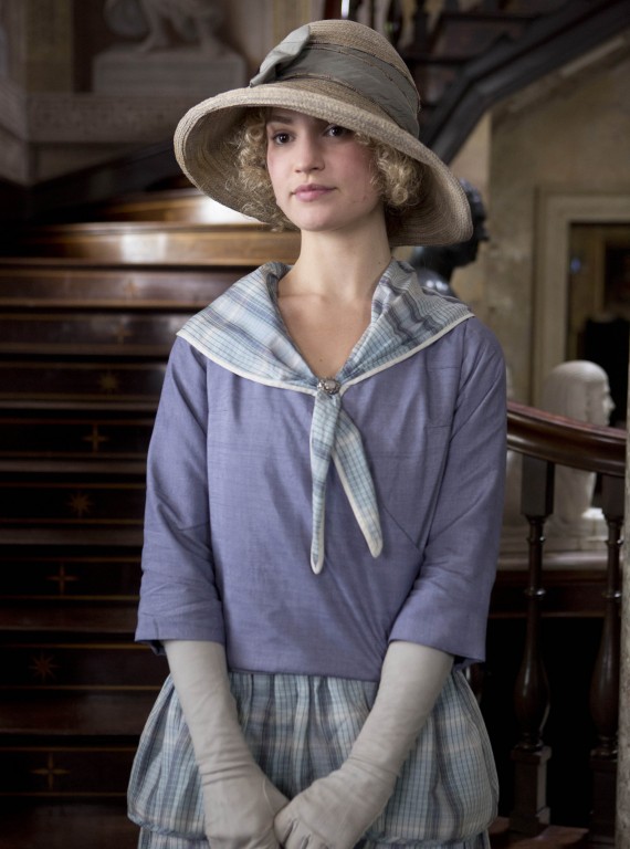 1920 Fashion Costumes Worn in Downton Abbey