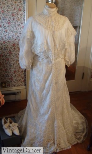 Edwardian white tea dress wedding dressAn original tea or wedding dress with alternative lace and ribbon inserts