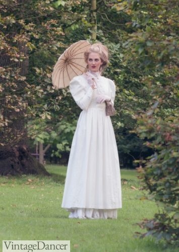 A lovely Edwardian white dress outfit