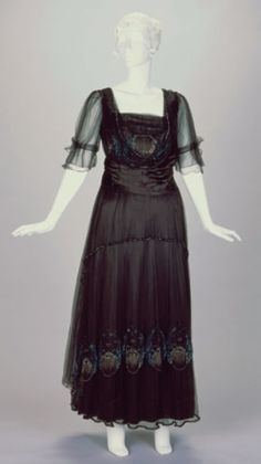 1916-1918 Black Evening Dress from the Cincinnati Art Museum