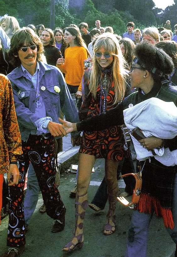 George Harrison And Pattie Boyd Harrison 60s Hippi Emen Sunglasses 1 