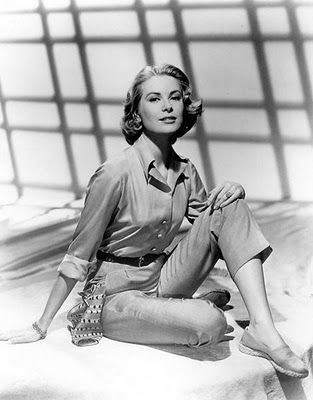 Grace Kelly wearing her Capri pants with a classic blouse.