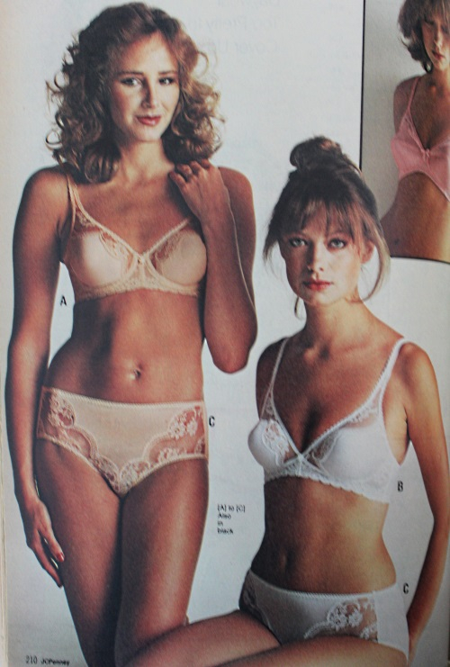 1978 bra and panties 1970s lingerie 70s lingerie - at vintagedancer.com.