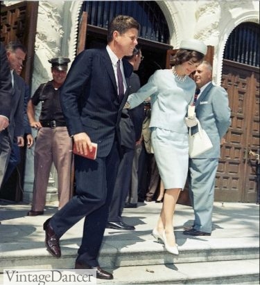 JFK wears a Brooks Brothers two button suit
