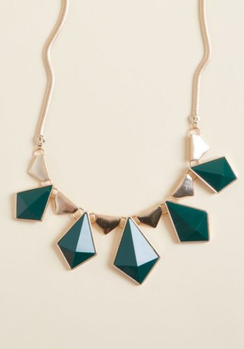 60s style geo necklace. Click to shop 60s jewelry.