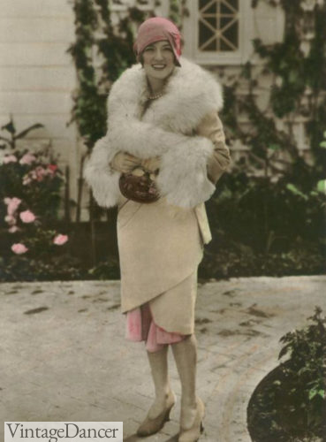 1920s Marion Davies, actress, Ziegfeld girl, fur collar wrap at VintageDancer