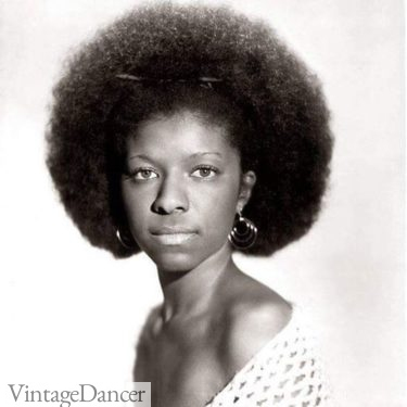 Natalie Cole's afro 1970s hairstyles