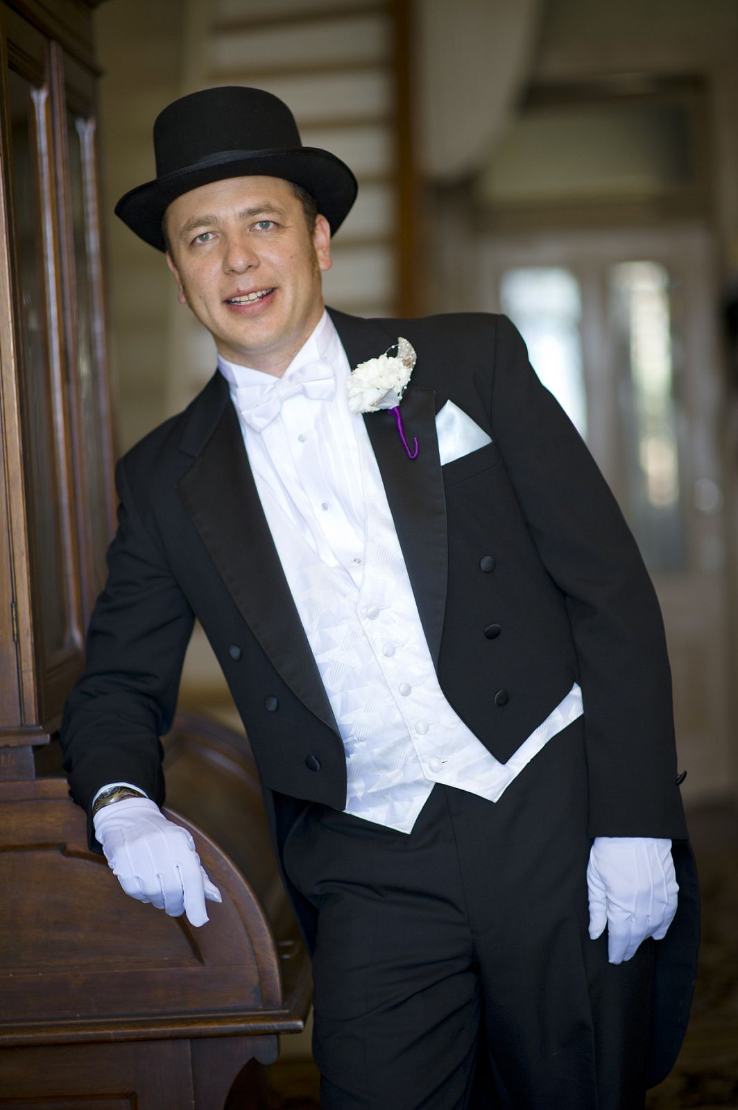 Victorian Men's Tuxedo, Tailcoats, Formalwear Guide