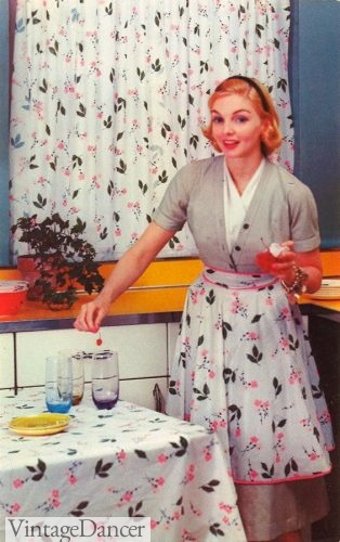 1950s Plastic apron to match the plastic curtains and table cloth. Why not?