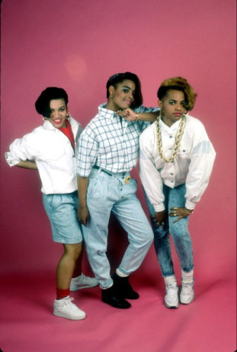 Salt-n-Pepa wearing paperbag waist jeans 80s fashion 
