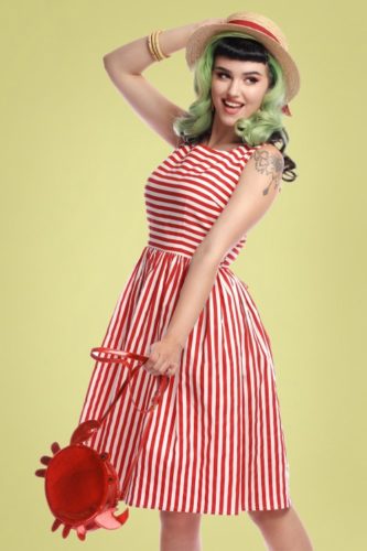 Besides blue, red candy stripes say nautical without being blue. Cruise outfit idea