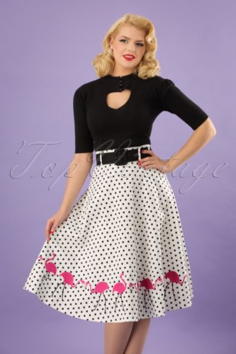Flamingo skirt. What's not to love? Vacation outfit