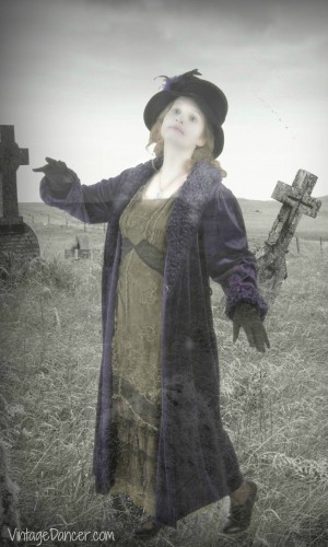 Edwardian / Titanic costume for Halloween. Shop this look and others at VintageDancer.com