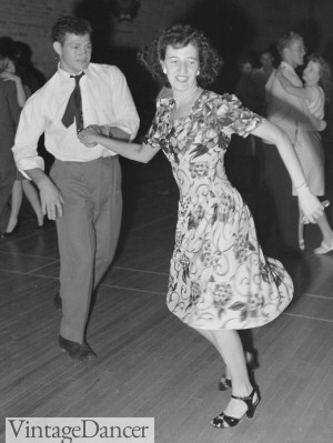 Dancing in 1946 - how to dress for a vintage swing dance