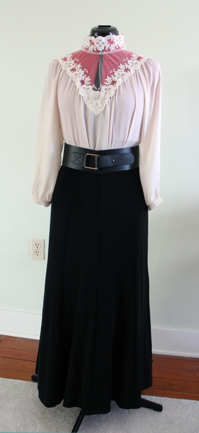 Make an Easy Victorian Costume Dress with a Skirt and Blouse