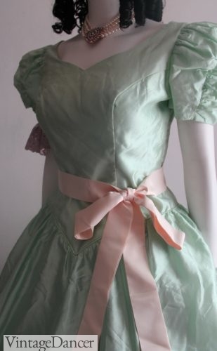 Victorian ball gown DIY trim belt