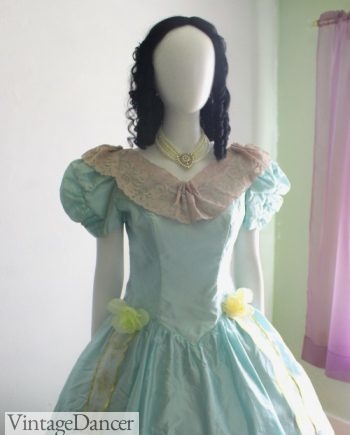 How to Make a Victorian Ball Gown- No Sewing!, Vintage Dancer
