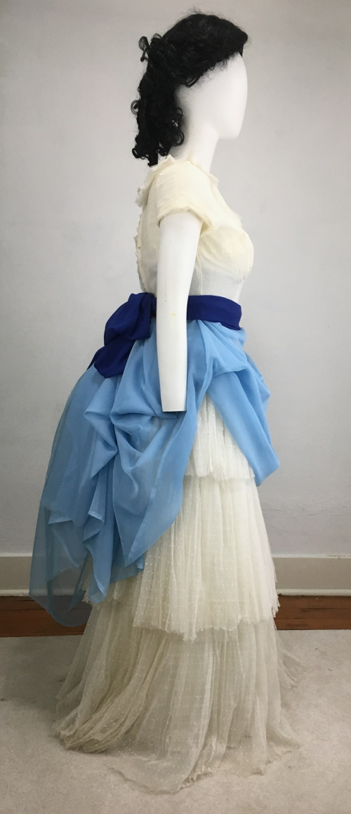 simple victorian costume