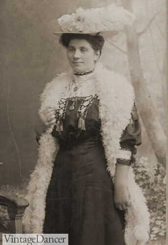 1890s Marabou feather boa and hat