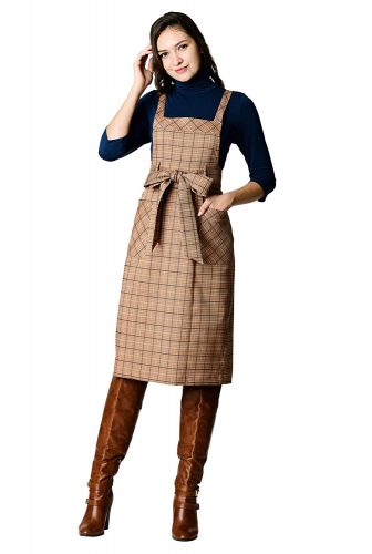1950s fall vintage outfit with tall boots
