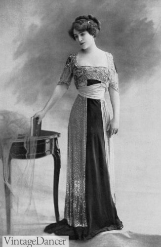 Edwardian 1909 Evening dress with box neck by Ney Soeurs