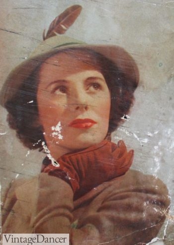 1938-1938 fashion hat at VintageDancer
