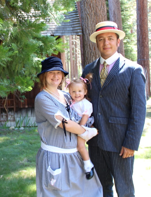 1920s family costumes- baby girl, mom and day all in 1920s reproduction clothing