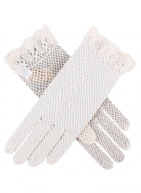 Edwardain style lace gloves at vintagedancer.com