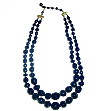 Vintage 1940s blue bead necklace, jewelry. VintageDancer.com
