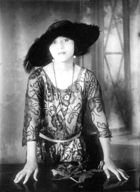 black fashion in 1920s