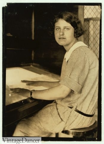 1920s women's working clothes: Silk Mill Worker in a simple cotton day dress